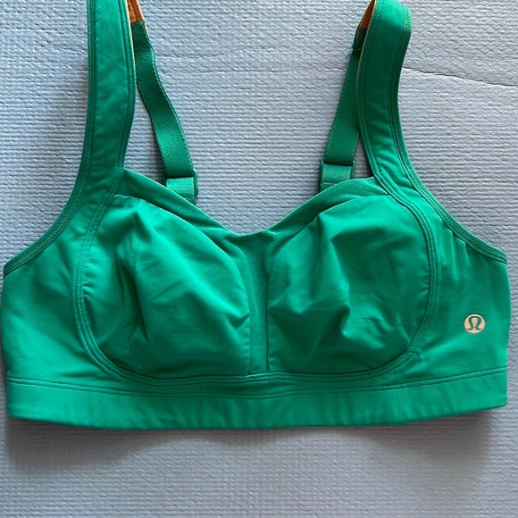 Lululemon Ta Ta Temer Ii, size 04 - Picture 3 of 12